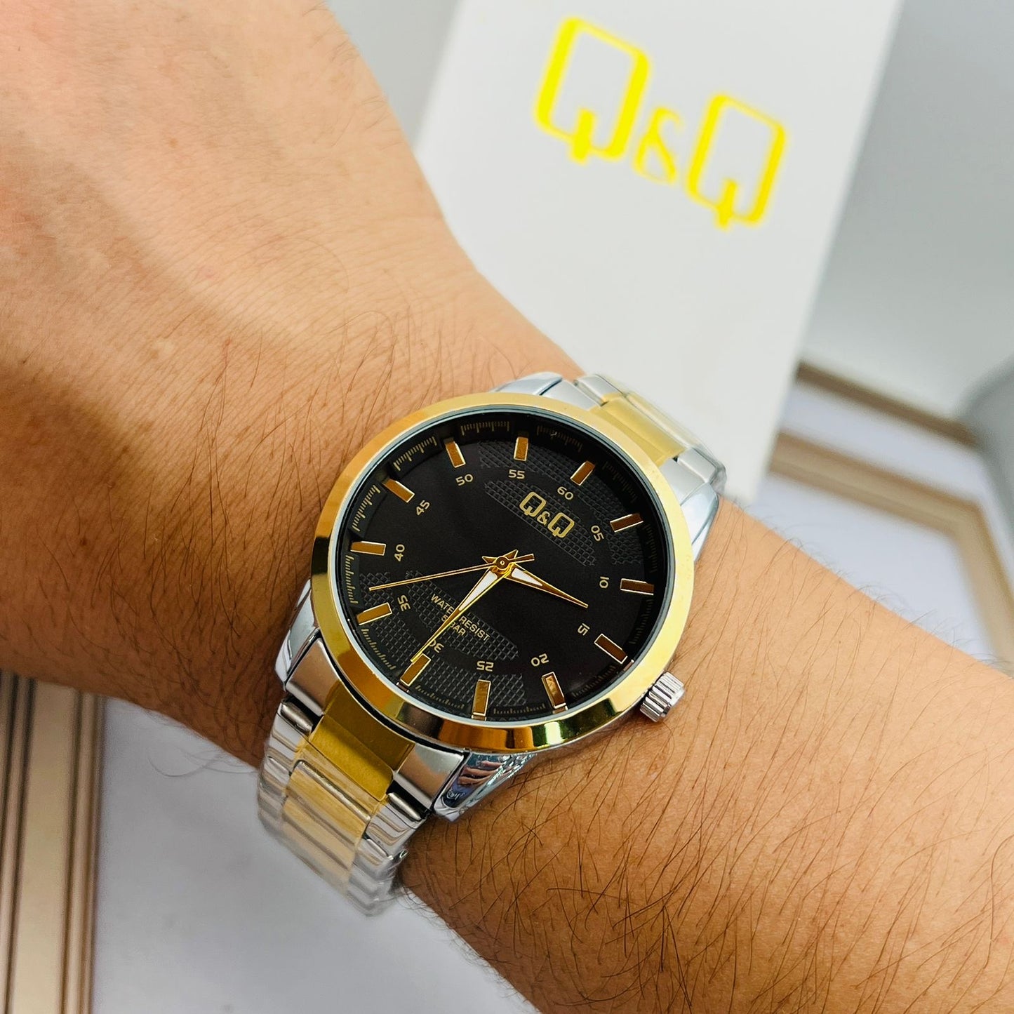 Q&Q