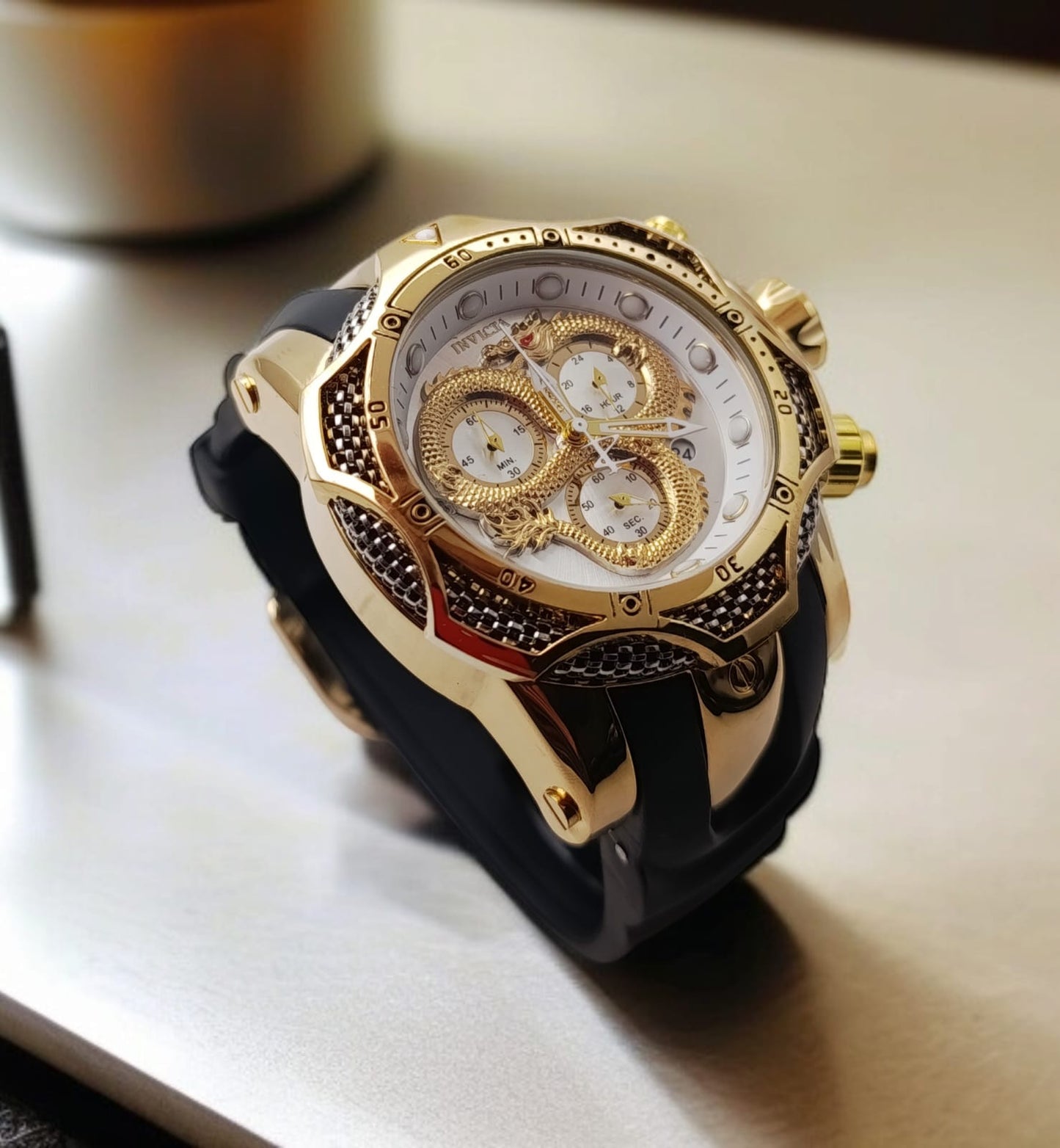 INVICTA